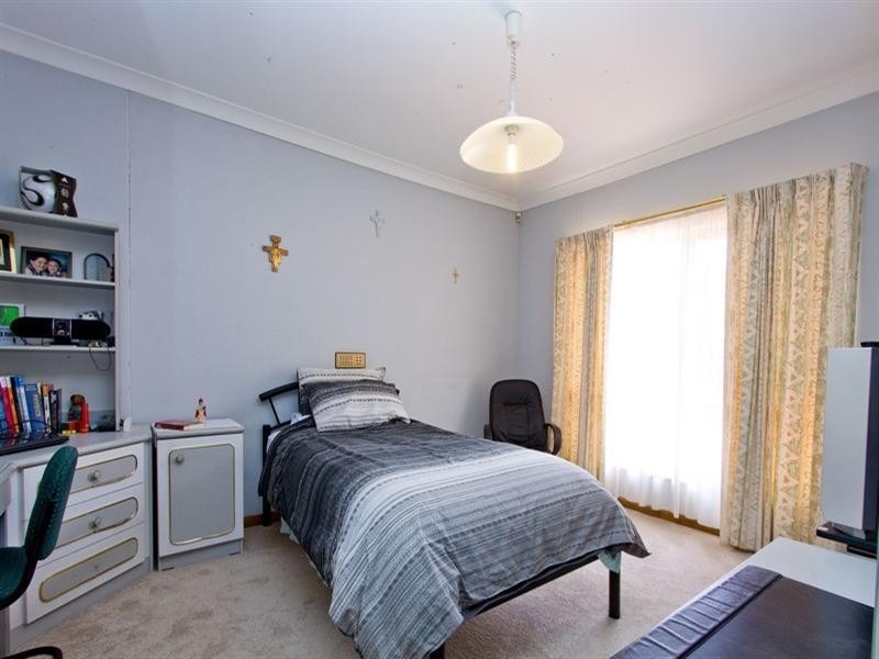 22 River Drive, Athelstone SA 5076