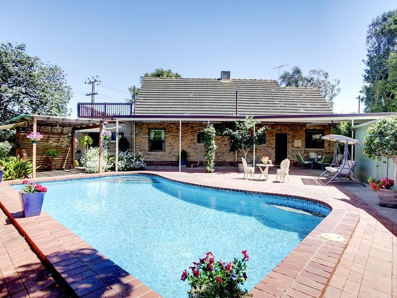 17 Howden Road, Fulham SA 5024