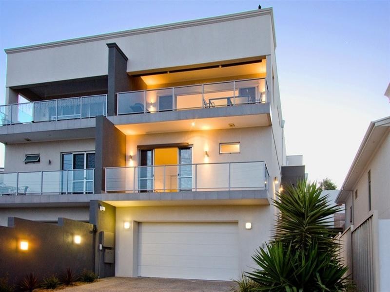 69a Military Road, Tennyson SA 5022