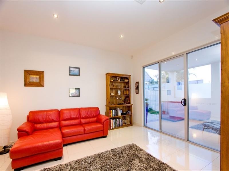 69a Military Road, Tennyson SA 5022