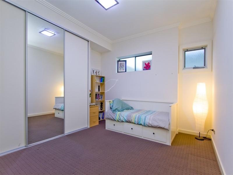 69a Military Road, Tennyson SA 5022