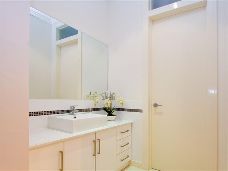 69a Military Road, Tennyson SA 5022