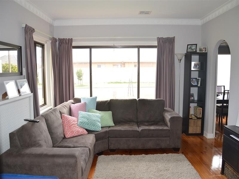 50 Russ Avenue, Seaton SA 5023