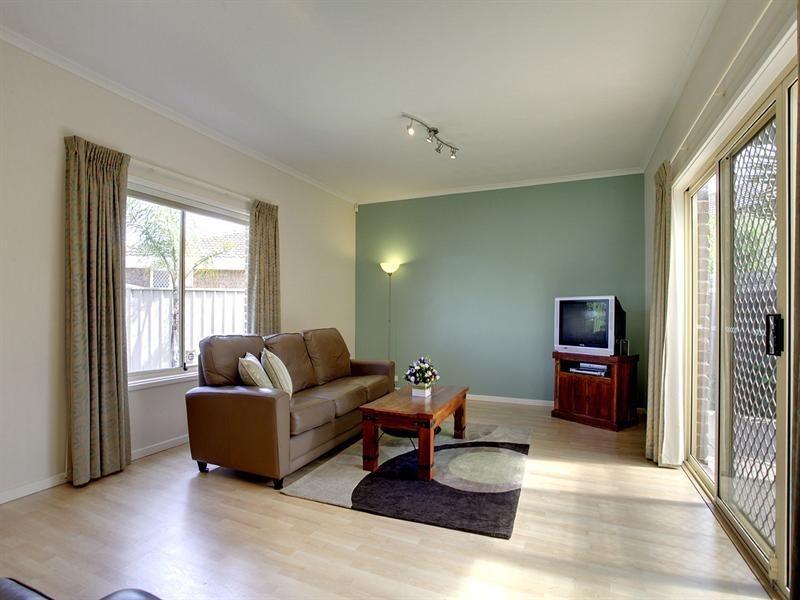 22 Phelps Court, Fulham SA 5024