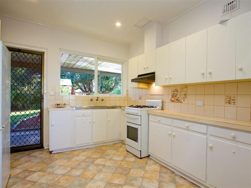 11 Tristania Street, Brooklyn Park SA 5032