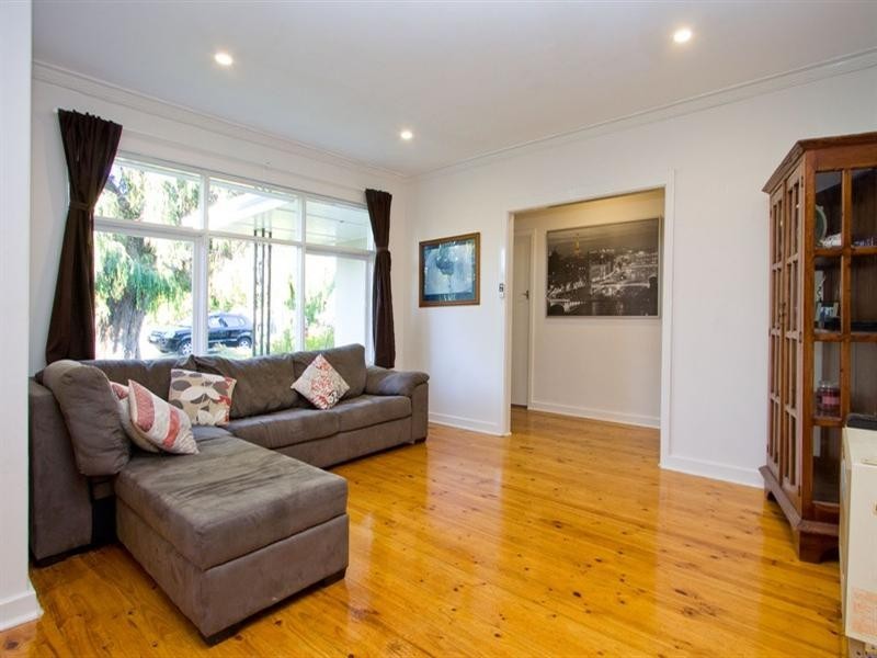 11 Tristania Street, Brooklyn Park SA 5032