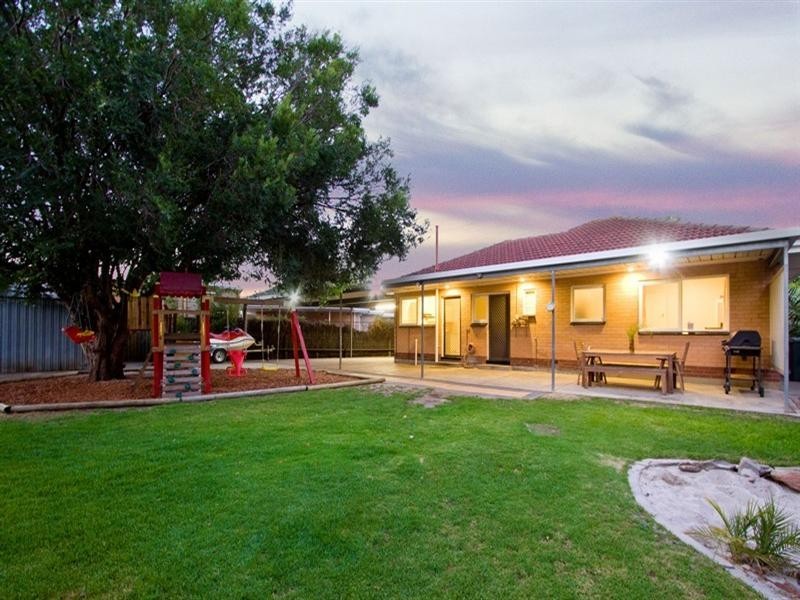 11 Tristania Street, Brooklyn Park SA 5032