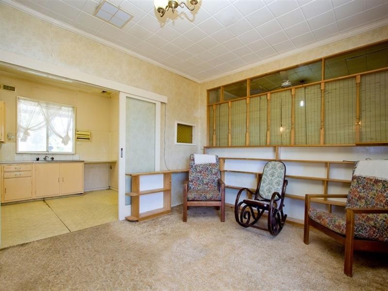 8 Plymouth Avenue, Sturt SA 5047