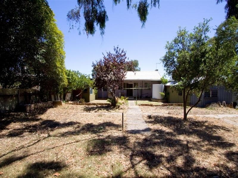 8 Plymouth Avenue, Sturt SA 5047