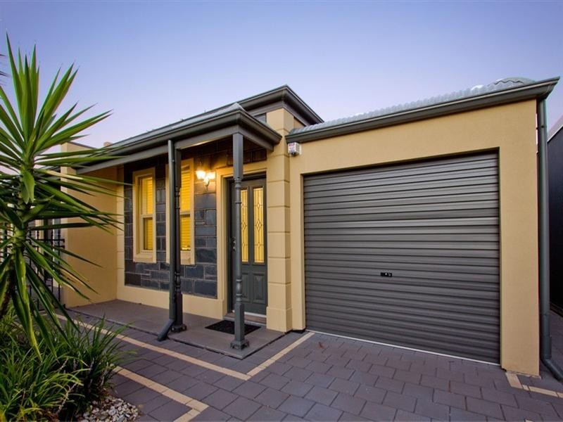 60 East Terrace, Henley Beach SA 5022