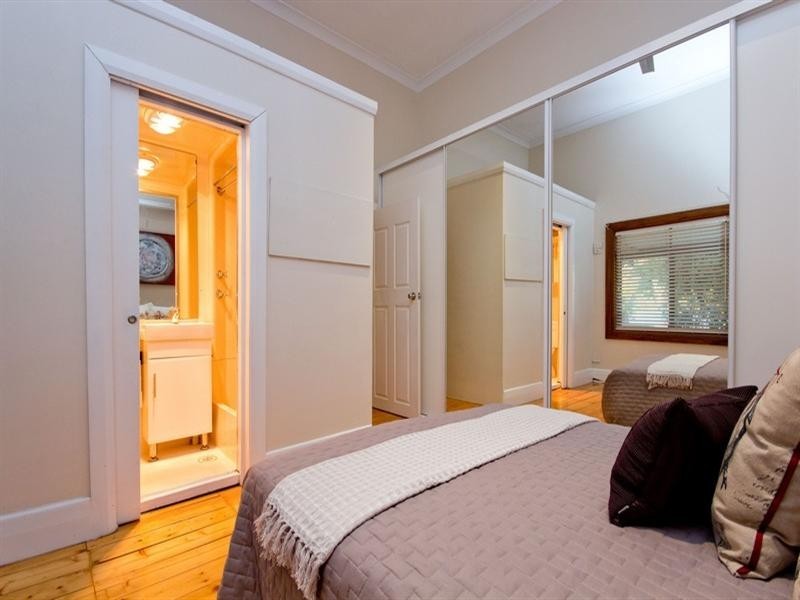 10 Clifford Street, Brooklyn Park SA 5032