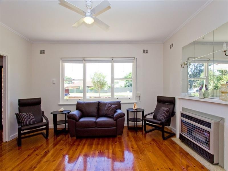 4 David Avenue, Glenelg North SA 5045