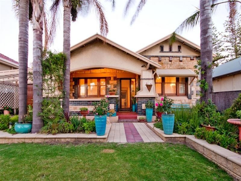 120 East Terrace, Henley Beach SA 5022