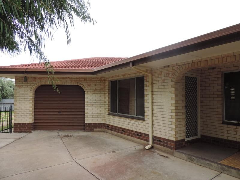 2/5 Livingstone Court, Findon SA 5023