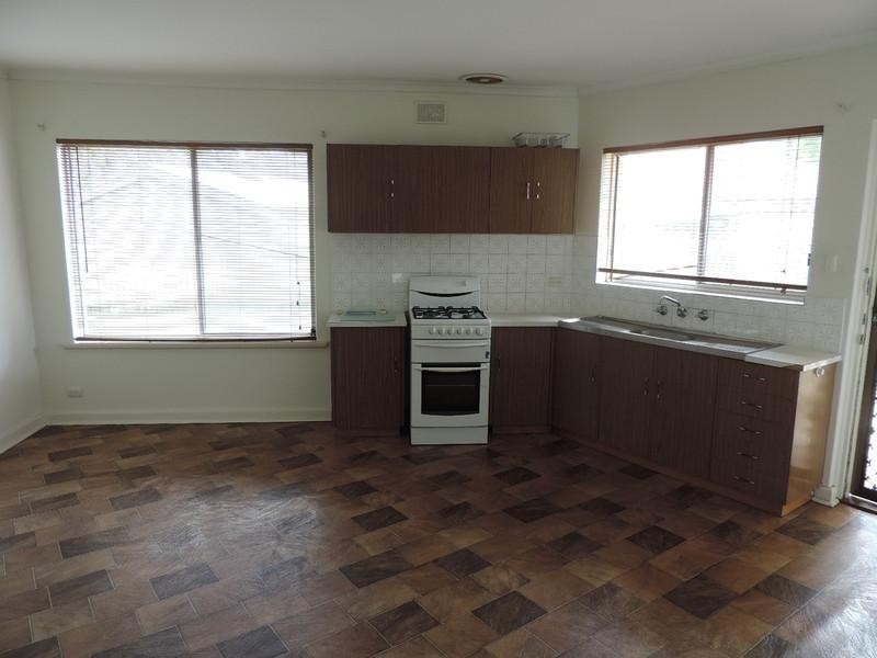 2/5 Livingstone Court, Findon SA 5023