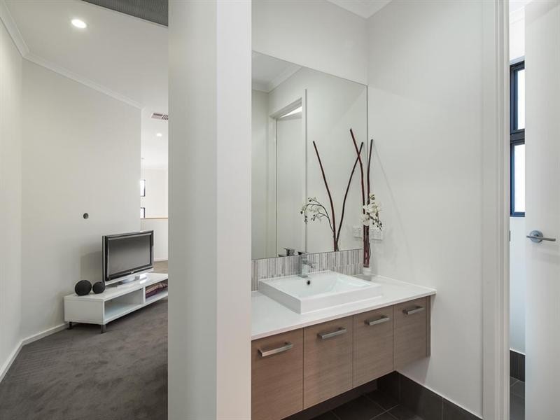 64 Cudmore Terrace, Henley Beach SA 5022