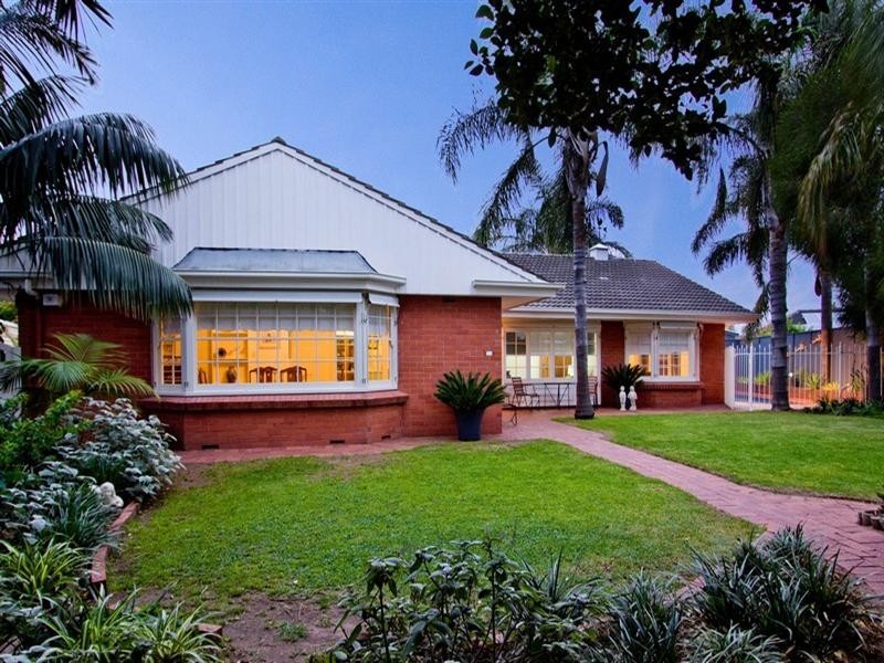 2 Timor Court, West Beach SA 5024