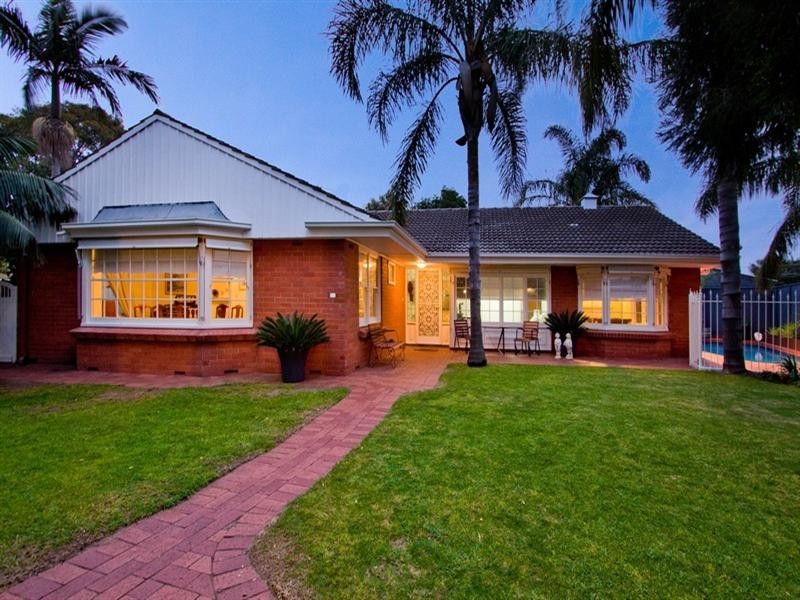 2 Timor Court, West Beach SA 5024