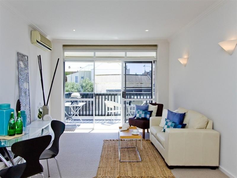8/241 Esplanade, Henley Beach SA 5022