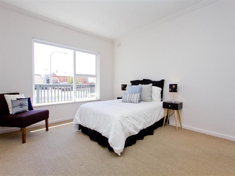 8/241 Esplanade, Henley Beach SA 5022