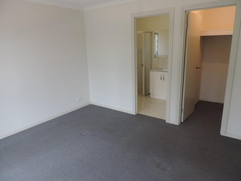 6 Beaconsfield Road, Mansfield Park SA 5012