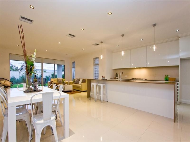 5A Marlborough Place, Fulham Gardens SA 5024