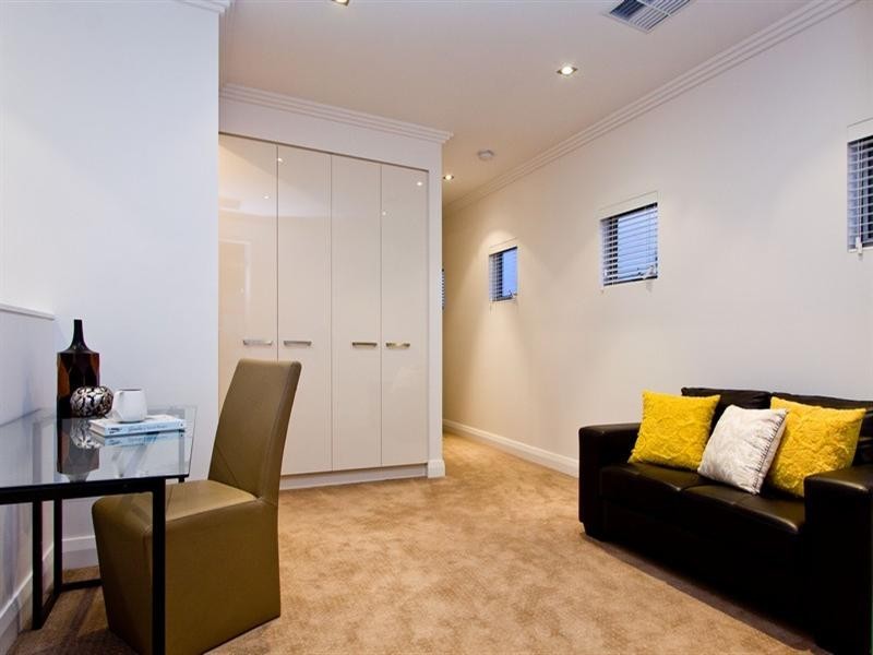 5A Marlborough Place, Fulham Gardens SA 5024