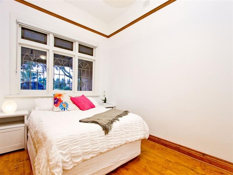 25 Beach Street, Grange SA 5022