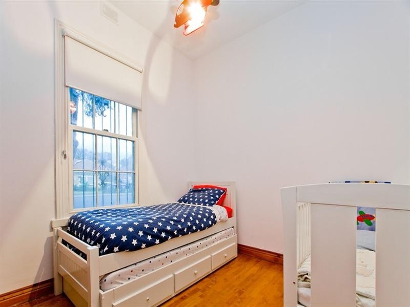 25 Beach Street, Grange SA 5022