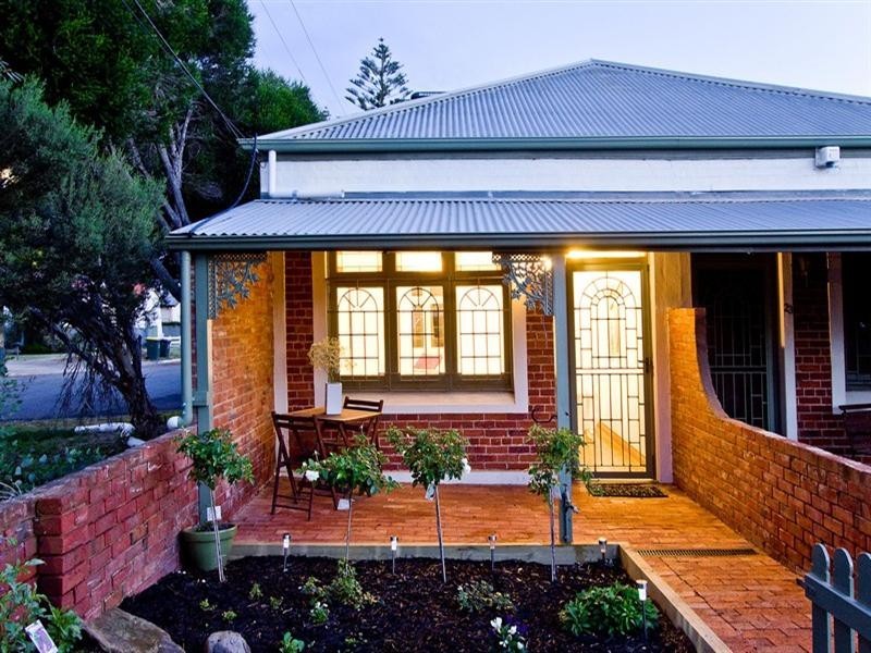 25 Beach Street, Grange SA 5022