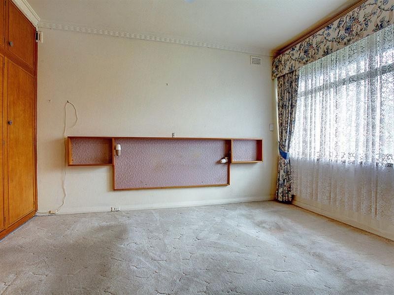 2 Mackirdy Street, Fulham SA 5024