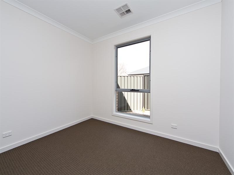 10 Autumn Avenue, Lockleys SA 5032