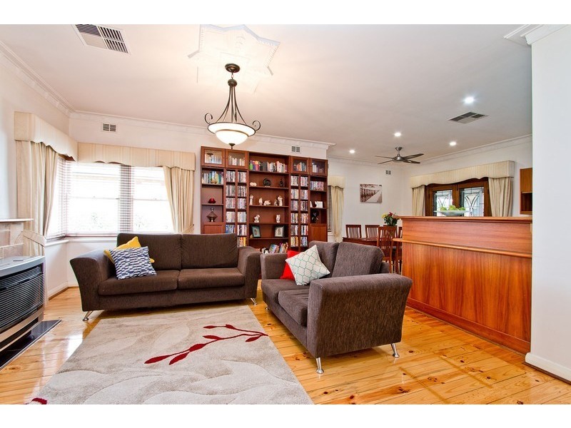 30 Fortisgreen Avenue, Pennington SA 5013