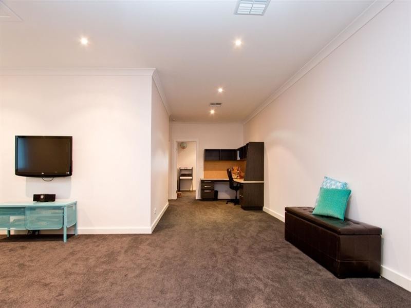 15A Hobart Road, Henley Beach South SA 5022