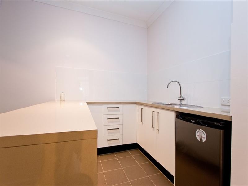 15A Hobart Road, Henley Beach South SA 5022