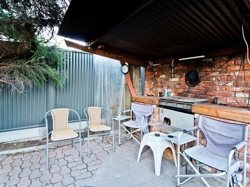 20 Victoria Street, Henley Beach SA 5022