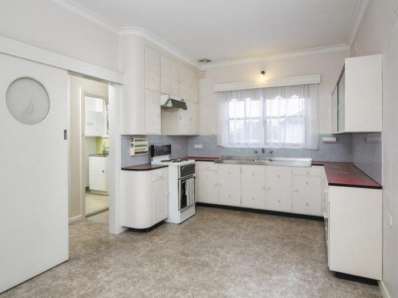 36 Hammond Road, Findon SA 5023