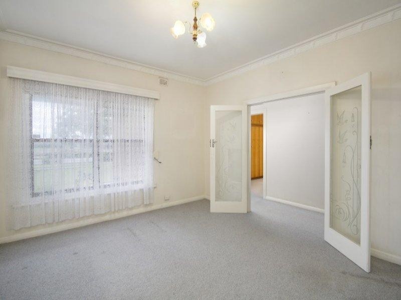 36 Hammond Road, Findon SA 5023