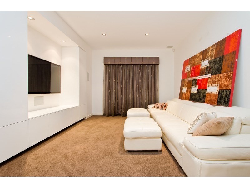 18A Cottesloe Street, West Beach SA 5024