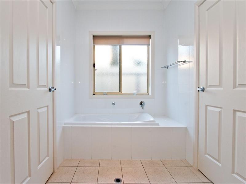 25 Allchurch Avenue, North Plympton SA 5037