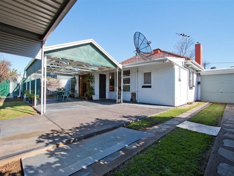 11 Byrnes Street, Brooklyn Park SA 5032