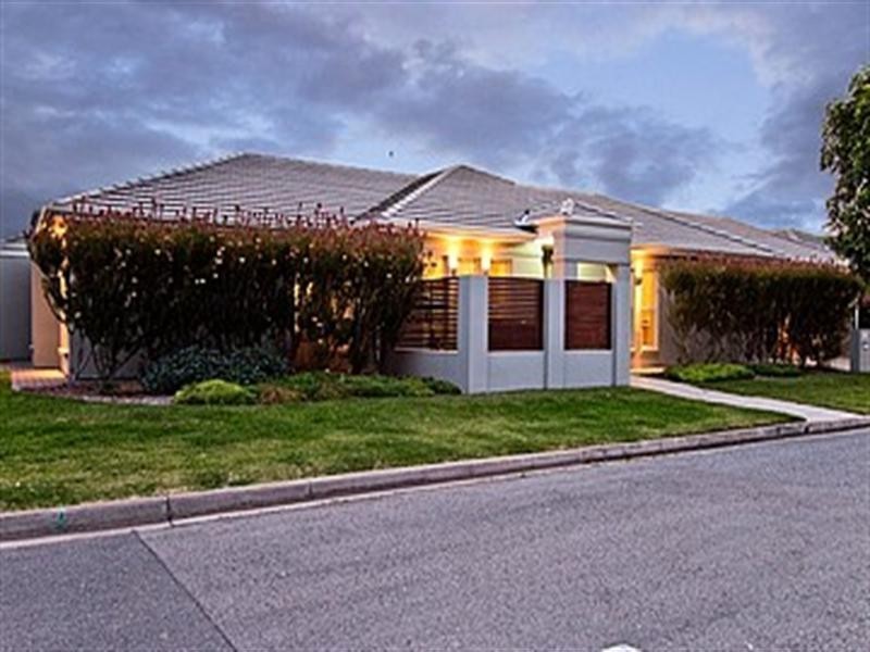 15a Sims Street, Henley Beach South SA 5022