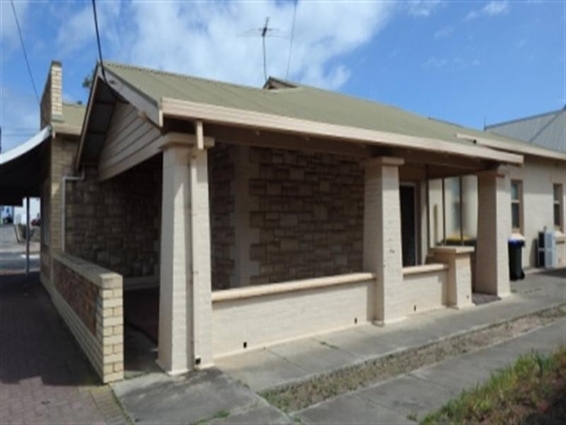 32 Main Street, Henley Beach SA 5022