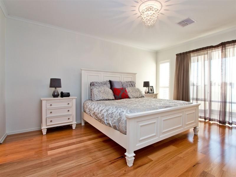 9A Rothesay Avenue, Glenelg North SA 5045