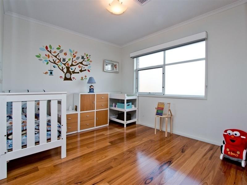 9A Rothesay Avenue, Glenelg North SA 5045