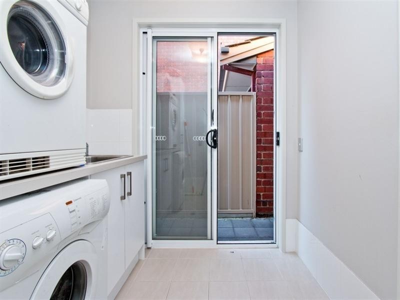 9A Rothesay Avenue, Glenelg North SA 5045