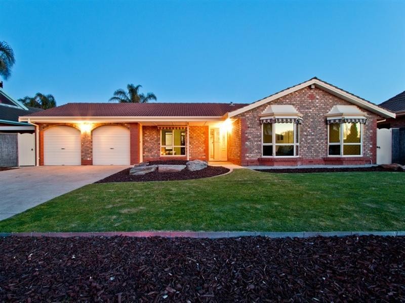 11 Bahamas Grove, West Lakes SA 5021