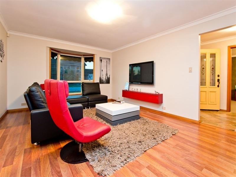 11 Bahamas Grove, West Lakes SA 5021