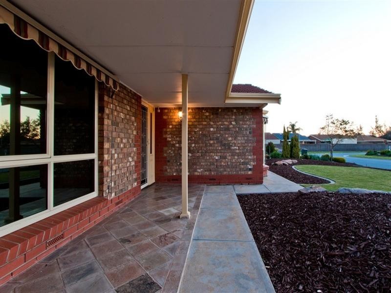 11 Bahamas Grove, West Lakes SA 5021