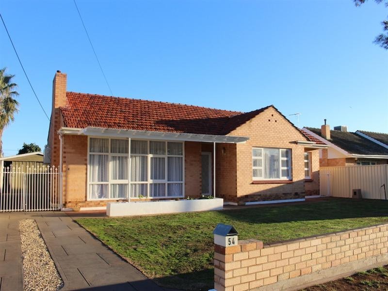 54 Goodall Crescent, Salisbury SA 5108
